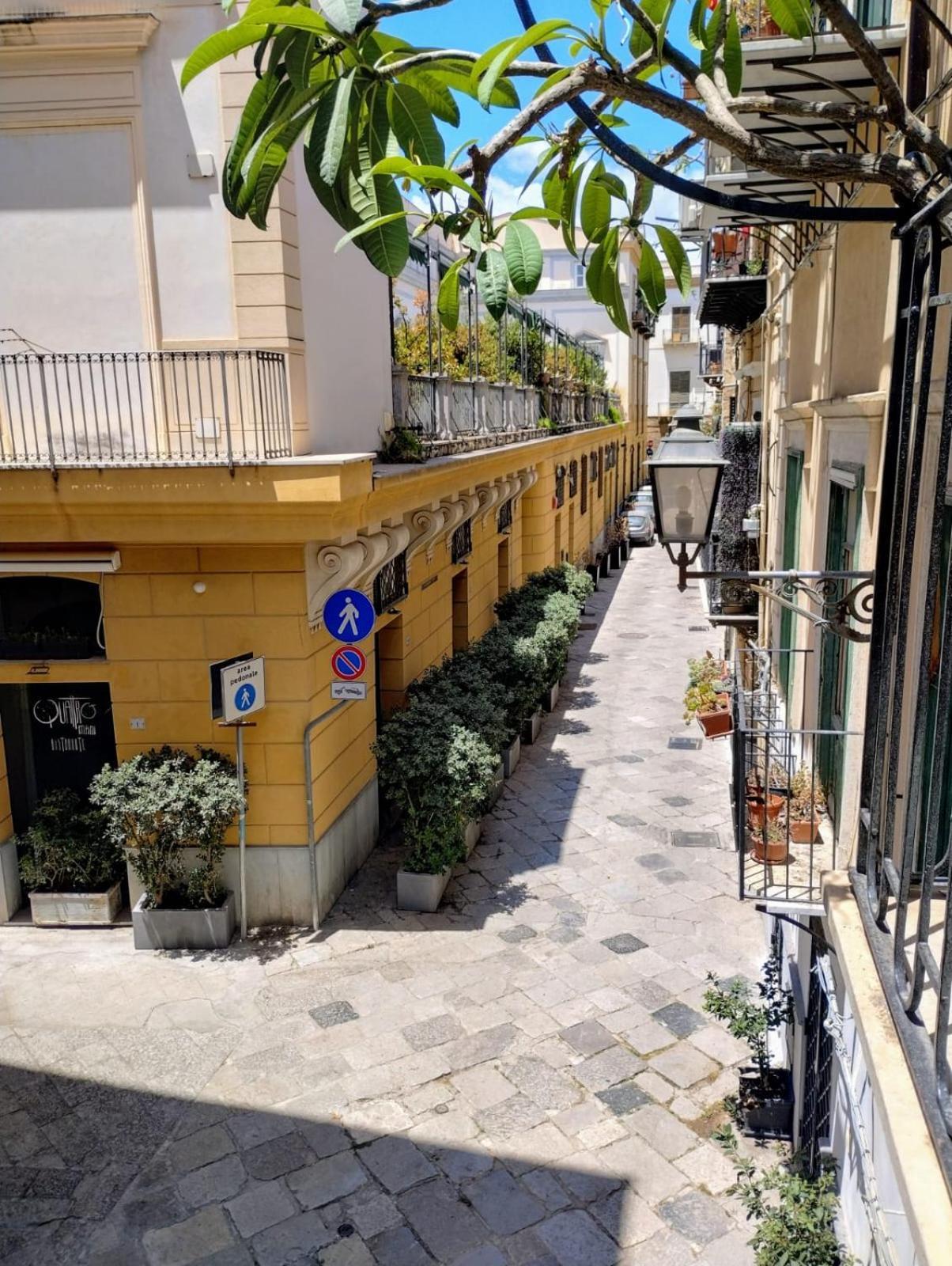 Domus Vetriera